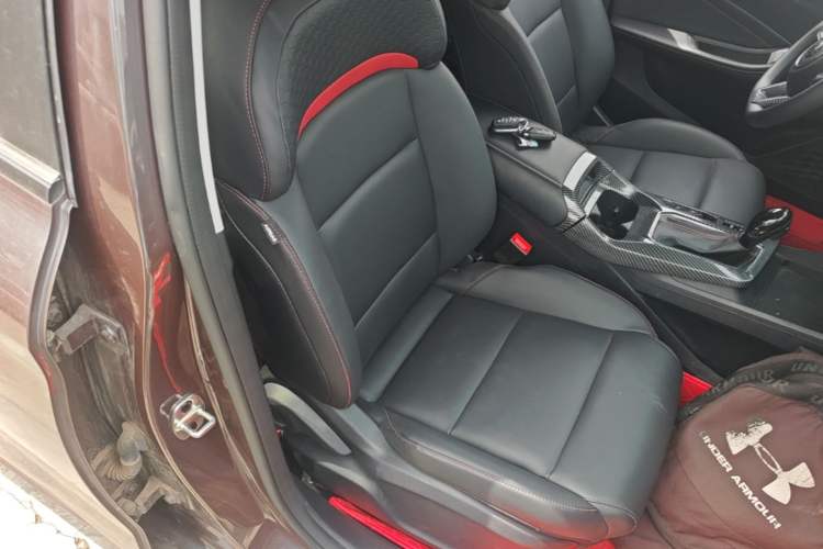 Used MG 5 2023 180 DVVT CVT Fashion Edition Right Front Seat