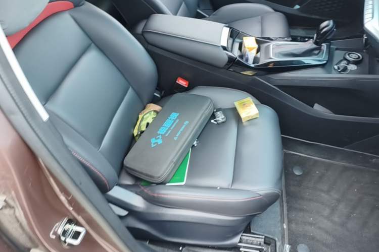Used MG 5 2023 180 DVVT CVT Flagship Edition Right Front Seat