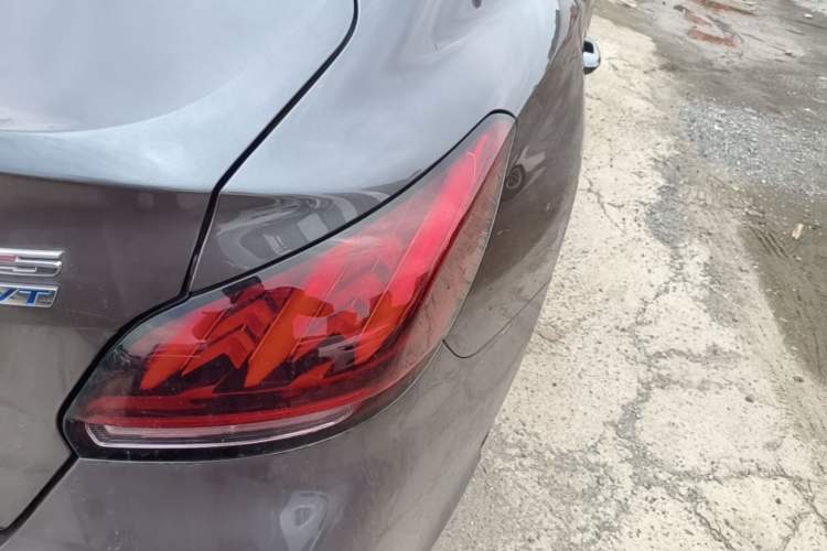 Used MG 5 2023 180 DVVT CVT Flagship Edition Right Rear Taillight