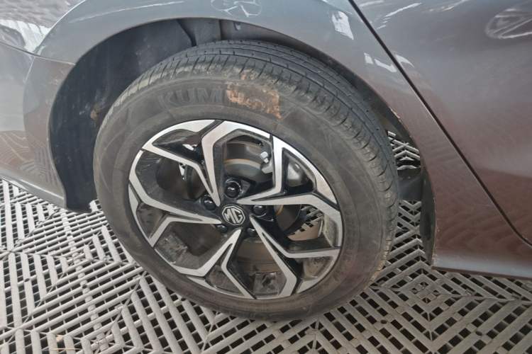 Used MG 5 2023 180 DVVT Manual Fashion Edition Right Rear Wheel Hub