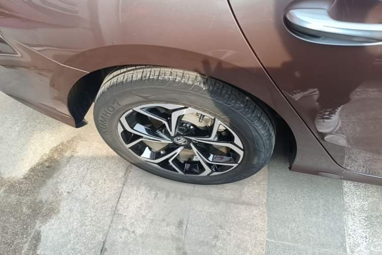 Used MG 5 2023 180 DVVT CVT Luxury Edition Right Rear Wheel Hub