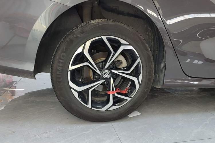 Used MG 5 2023 180 DVVT Manual Fashion Edition Right Rear Wheel Hub