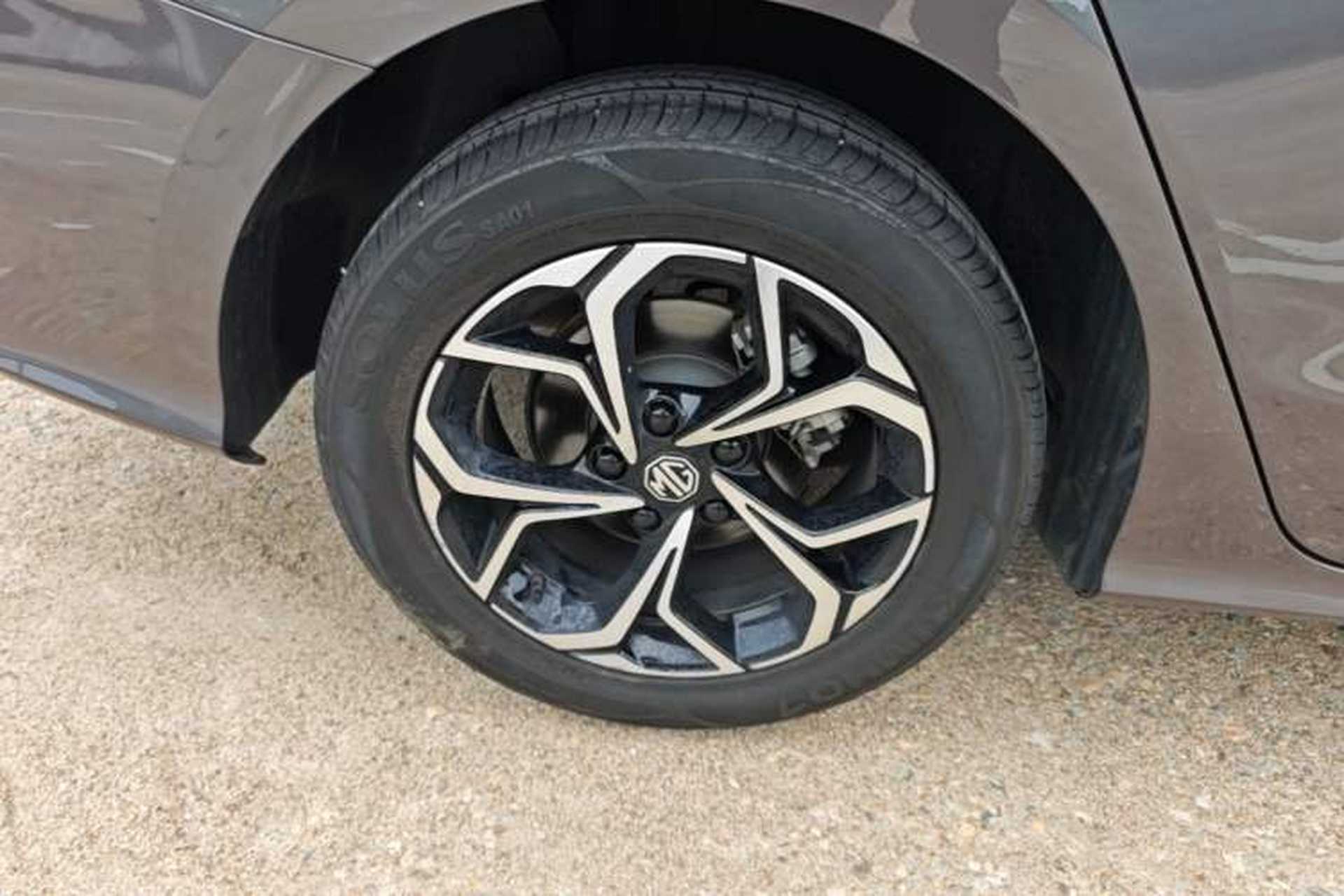 Used MG 5 2023 180 DVVT CVT Luxury Edition Right Rear Wheel Hub