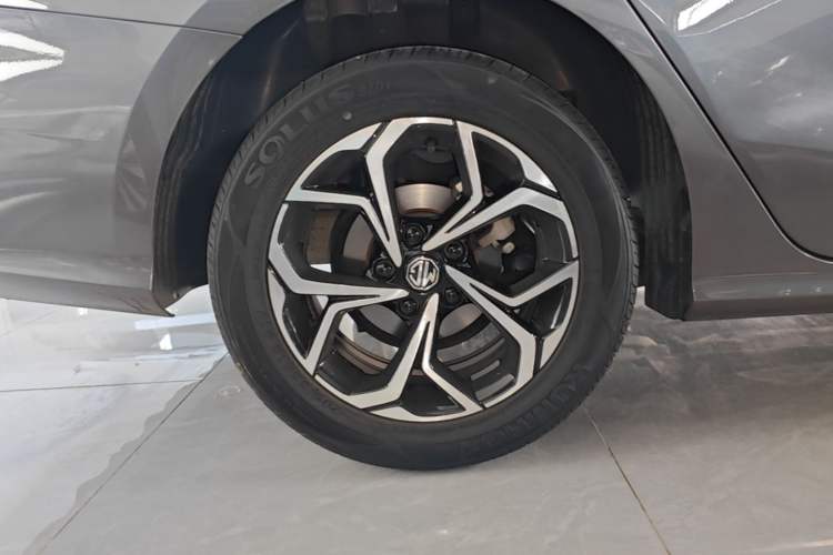 Used MG 5 2023 180 DVVT Manual Fashion Edition Right Rear Wheel Hub