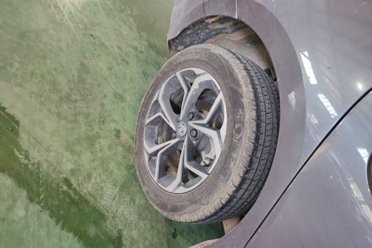 Used MG 5 2023 180 DVVT Manual Fashion Edition Right Rear Wheel Hub
