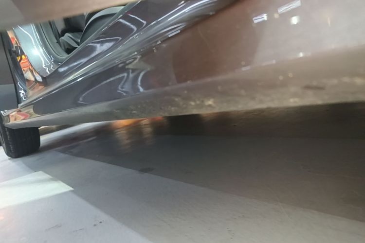 Used MG 5 2023 180 DVVT CVT Luxury Edition Right Side Sill
