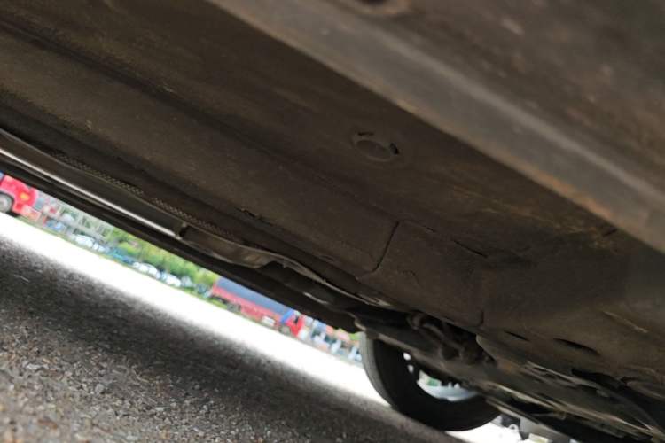 Used MG 5 2023 180 DVVT CVT Luxury Edition Right Side Sill