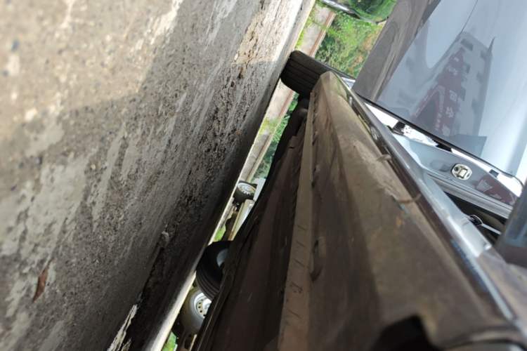 Used MG 5 2023 180 DVVT CVT Fashion Edition Right Side Sill