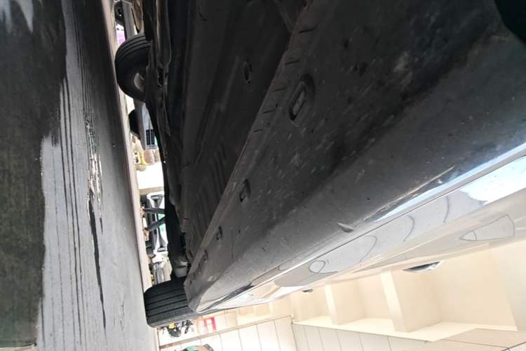 Used MG 5 2023 180 DVVT CVT Luxury Edition Right Side Sill