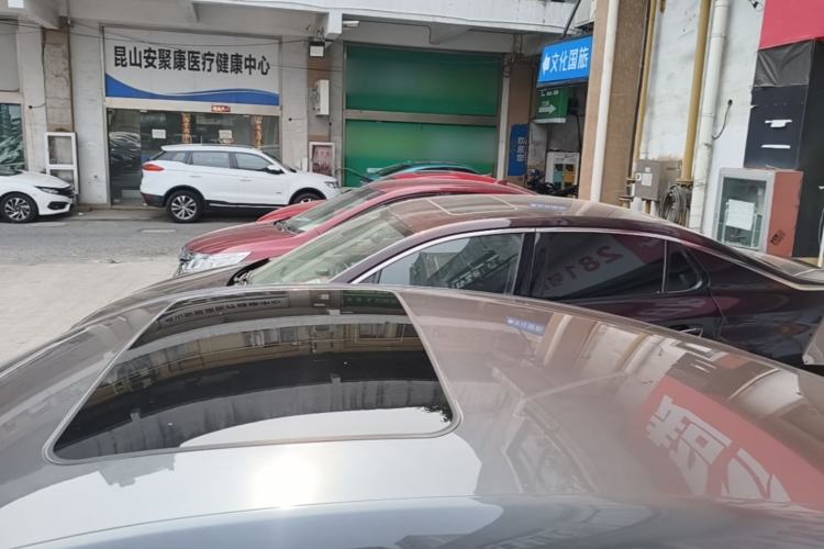 Used MG 5 2023 180 DVVT CVT Luxury Edition Roof