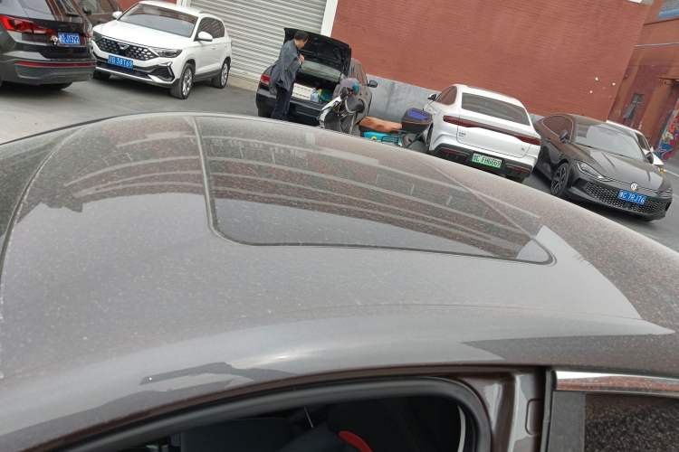 Used MG 5 2023 180 DVVT CVT Luxury Edition Roof