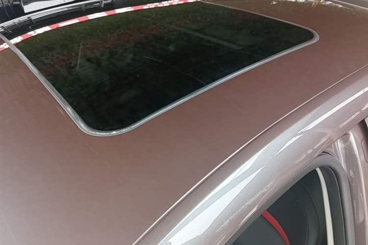 Used MG 5 2023 180 DVVT CVT Luxury Edition Roof