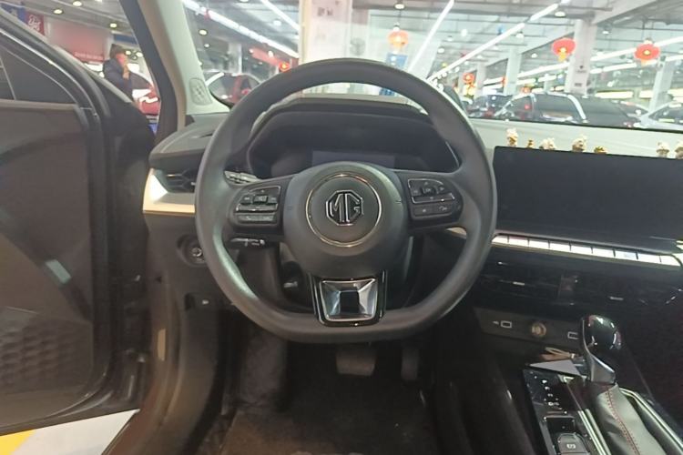 Used MG 5 2023 180 DVVT CVT Luxury Edition Steering Wheel