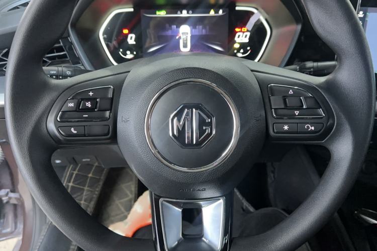 Used MG 5 2023 180 DVVT CVT Luxury Edition Steering Wheel
