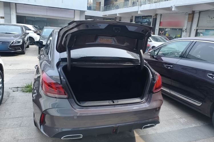 Used MG 5 2023 180 DVVT CVT Luxury Edition Trunk