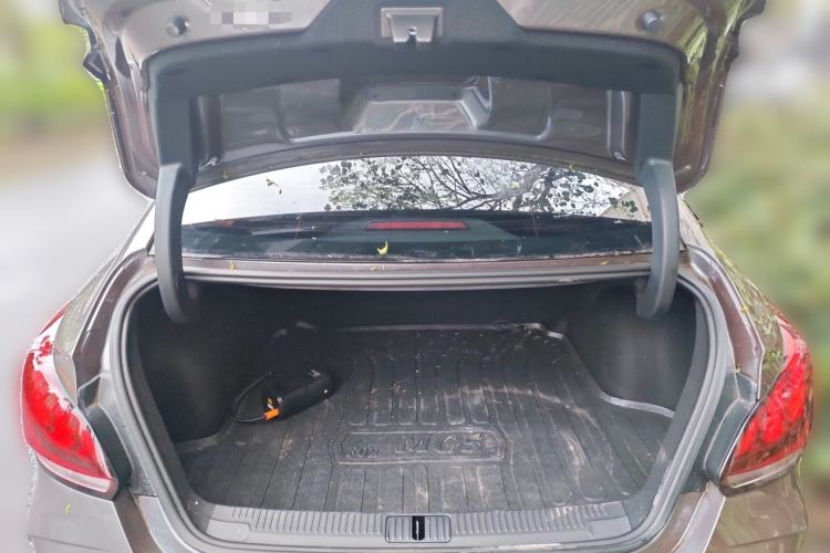 Used MG 5 2023 180 DVVT Manual Fashion Edition Trunk