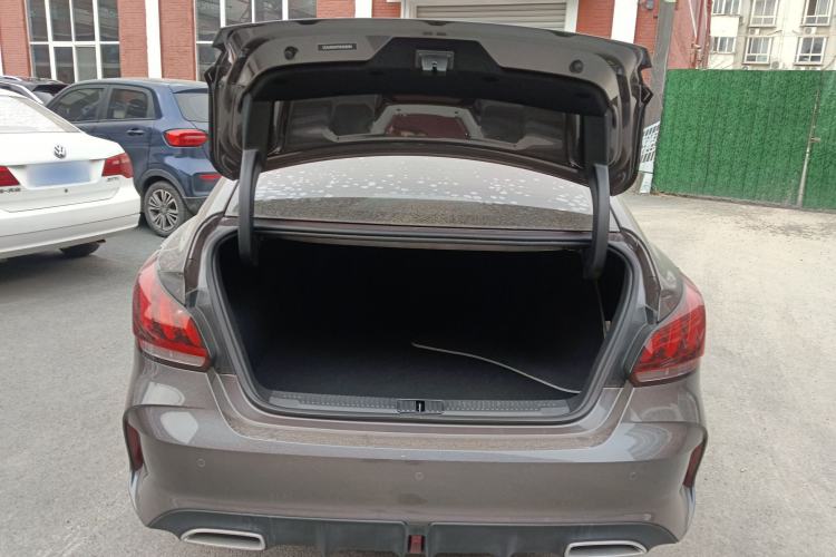 Used MG 5 2023 180 DVVT CVT Luxury Edition Trunk