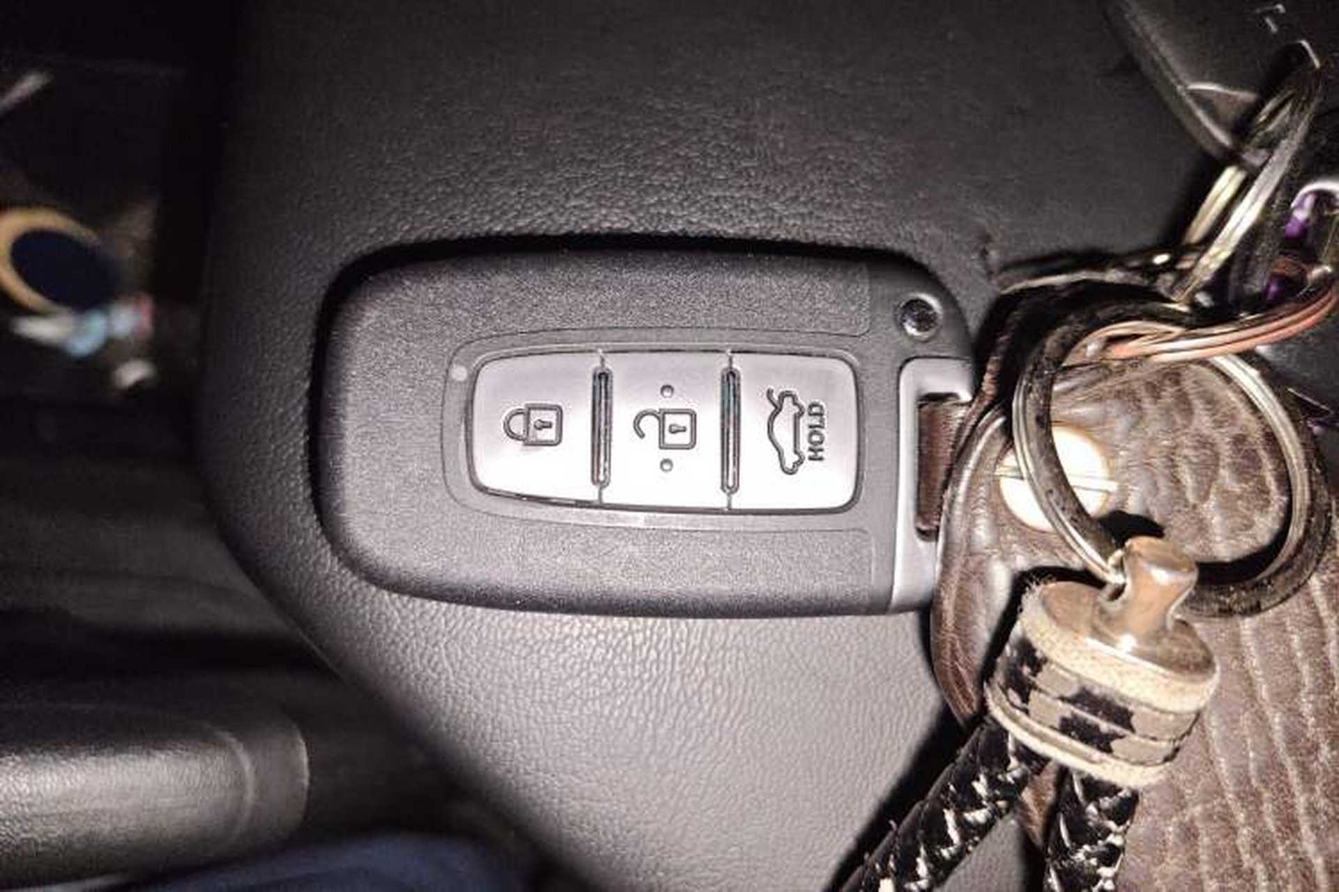 Used MG 5 2023 180 DVVT Manual Fashion Edition Vehicle Key