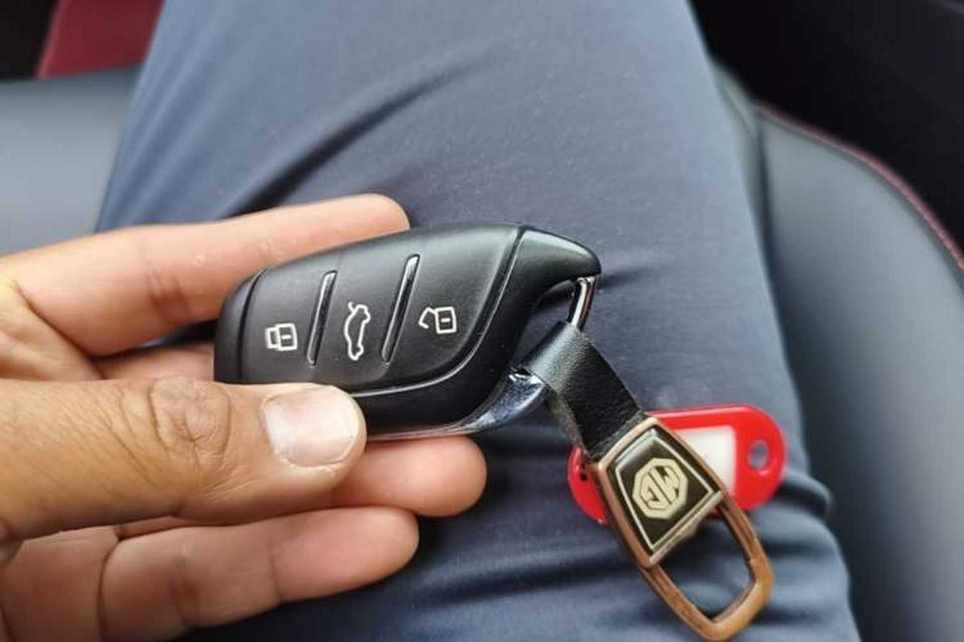 Used MG 5 2023 180 DVVT CVT Luxury Edition Vehicle Key