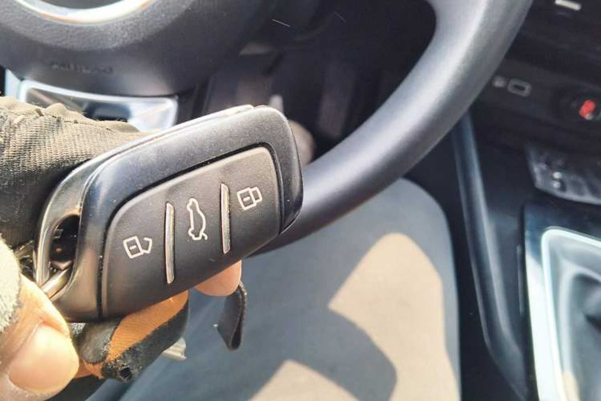 Used MG 5 2023 180 DVVT Manual Fashion Edition Vehicle Key