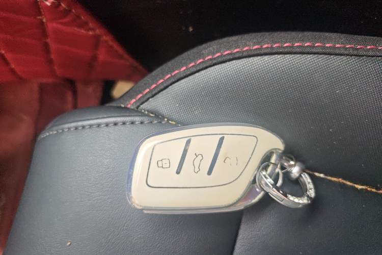 Used MG 5 2023 180 DVVT CVT Luxury Edition Vehicle Key