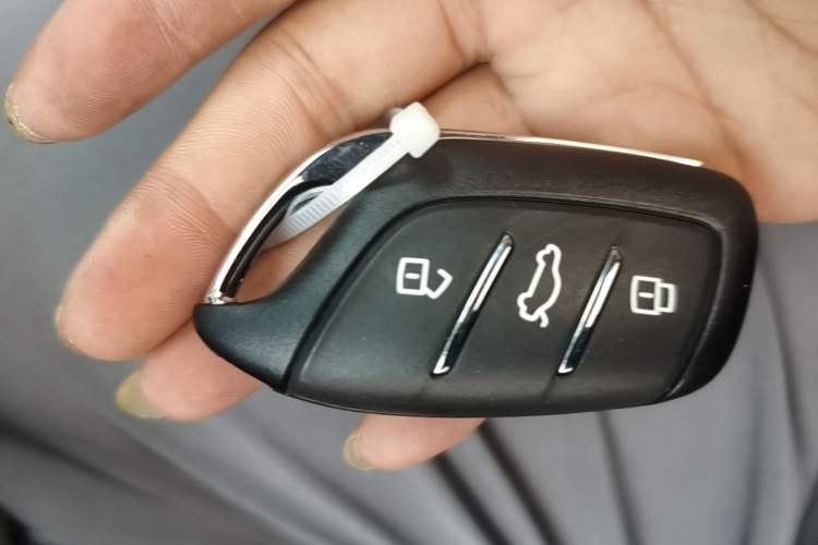 Used MG 5 2023 180 DVVT CVT Flagship Edition Vehicle Key