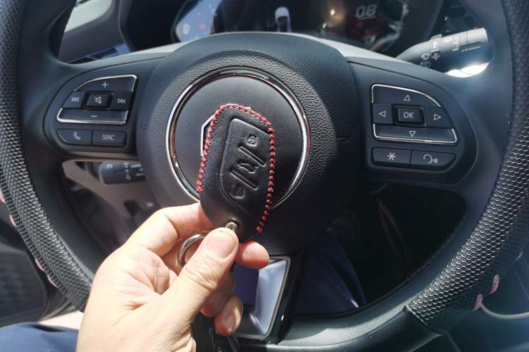 Used MG 5 2023 180 DVVT CVT Luxury Edition Vehicle Key