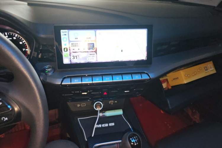 Used MG 5 2023 180 DVVT Manual Fashion Edition Audio And AC Panel
