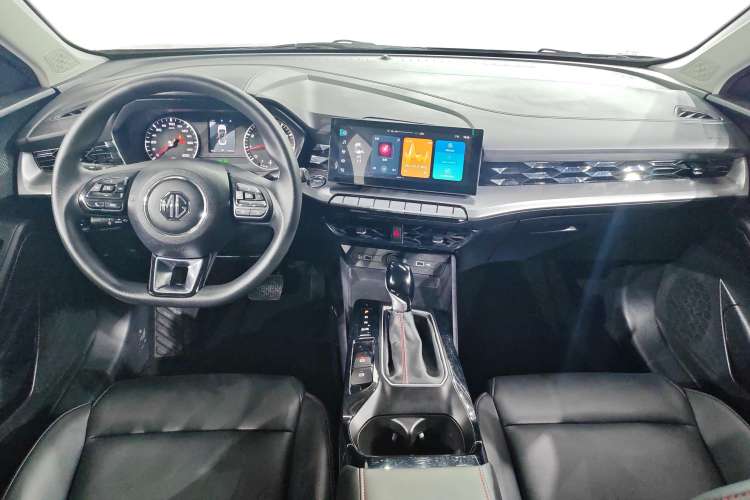 Used MG 5 2023 180 DVVT CVT Fashion Edition Center Console