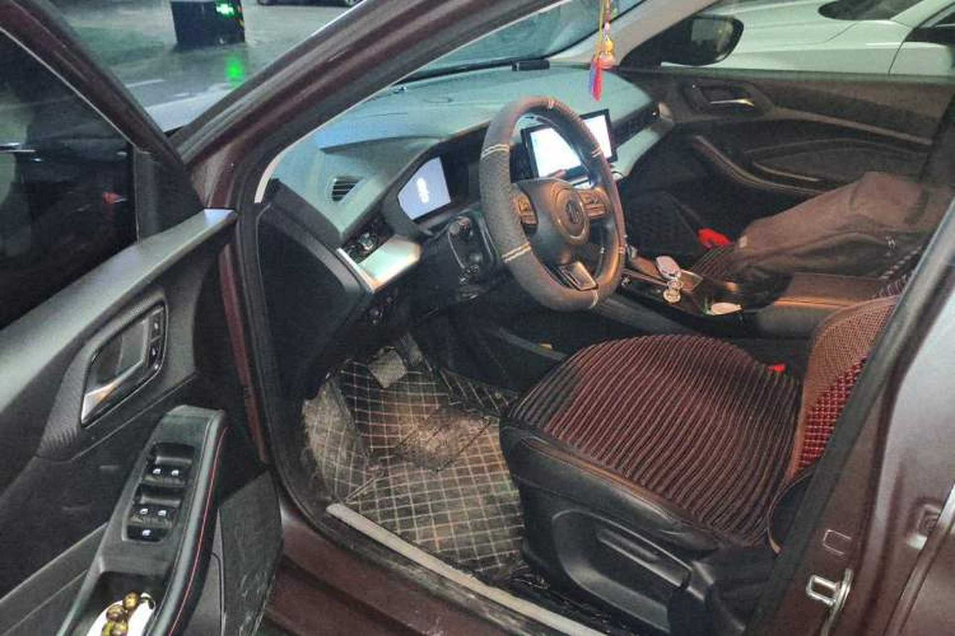 Used MG 5 2023 180 DVVT CVT Luxury Edition Driver Seat