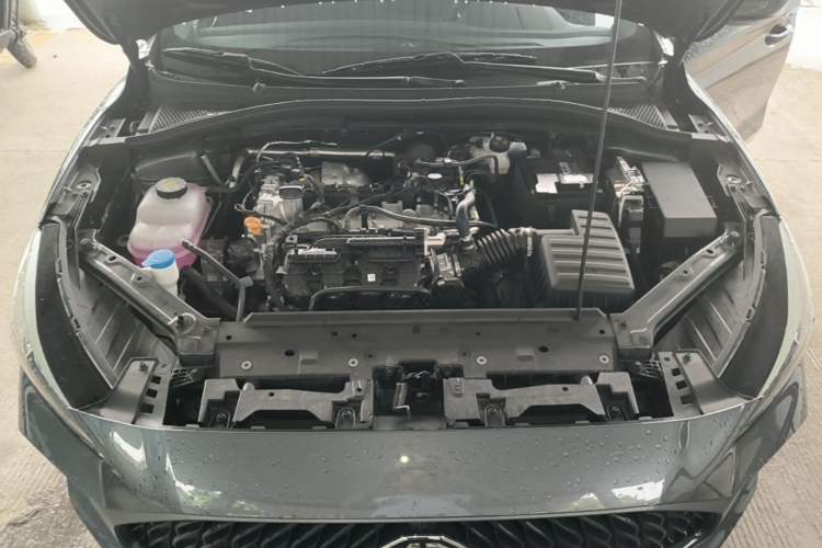 Used MG 5 2023 Facelift Model 180DVVT Manual Fashion Edition Engine Bay