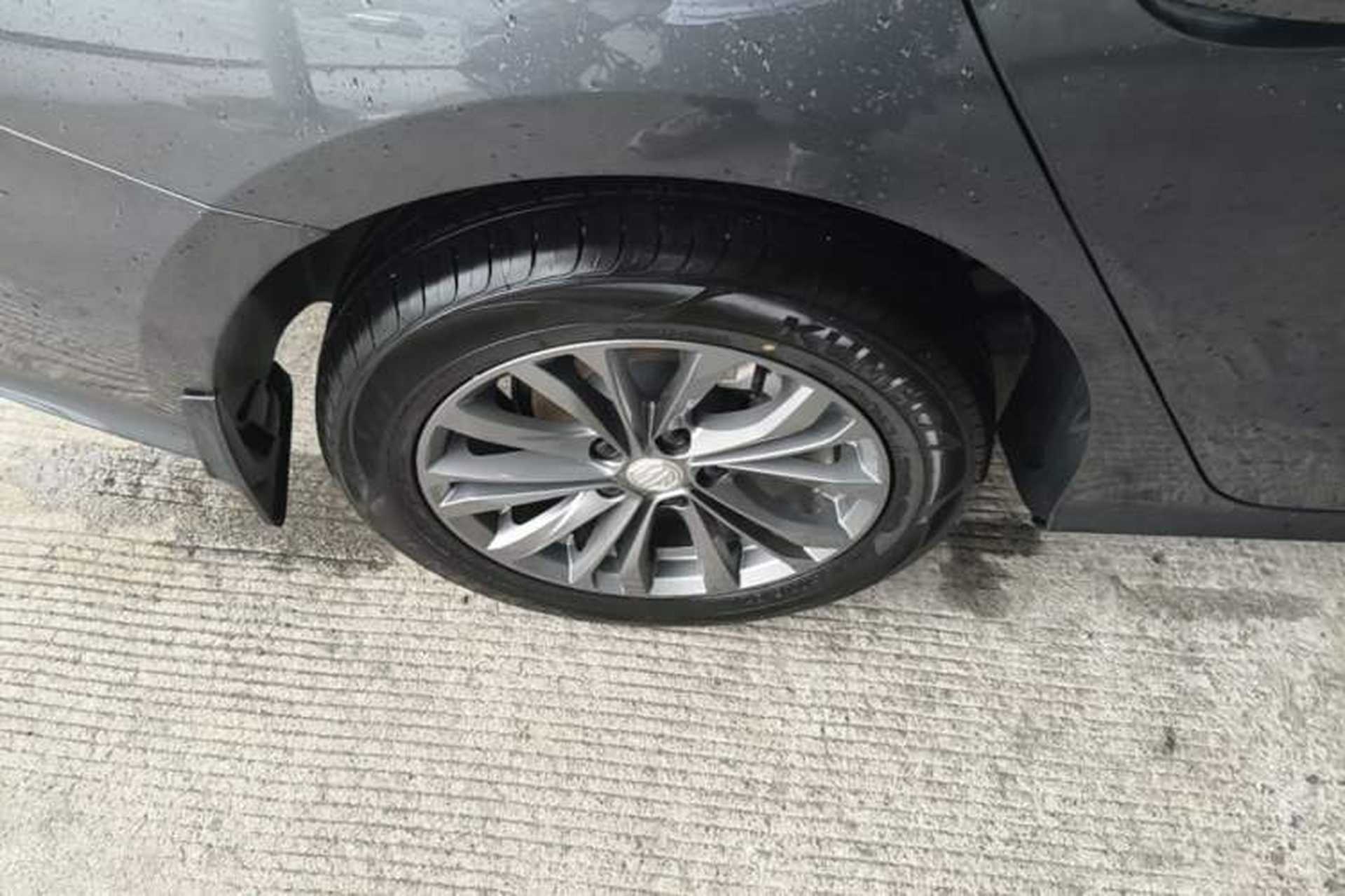 Used MG 5 2023 Facelift Model 180DVVT Manual Fashion Edition Exterior 5