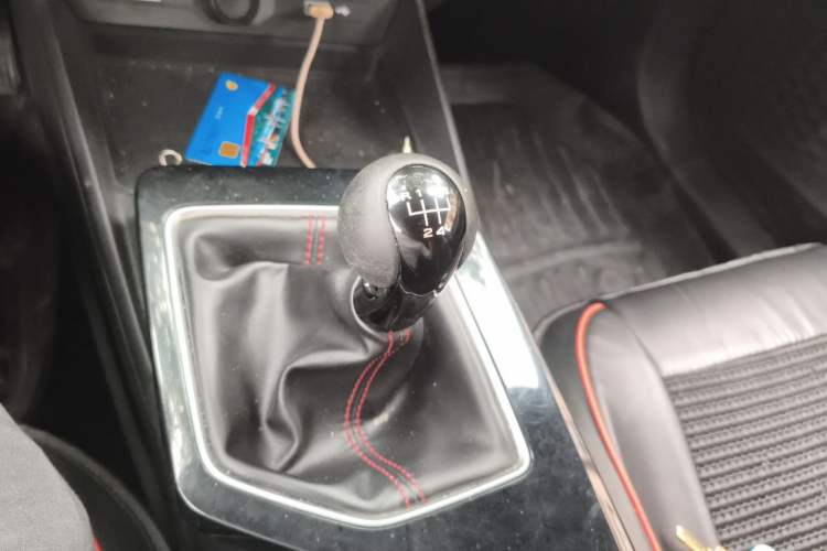 Used MG 5 2023 180 DVVT Manual Fashion Edition Gear Lever