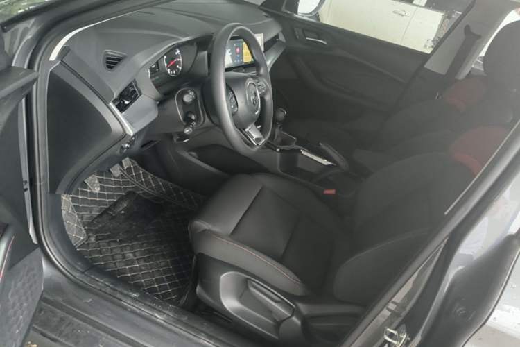 Used MG 5 2023 Facelift Model 180DVVT Manual Fashion Edition Left Front Seat