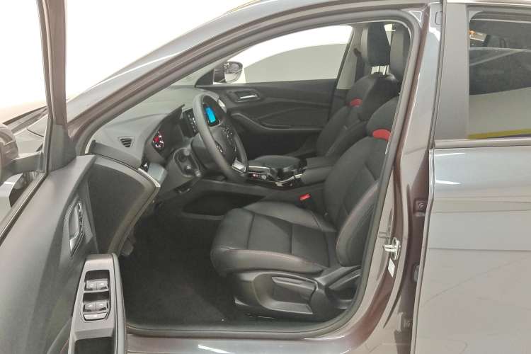 Used MG 5 2023 180 DVVT CVT Fashion Edition Left Front Seat