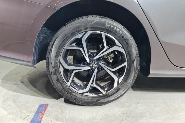 Used MG 5 2023 180 DVVT CVT Fashion Edition Left Rear Wheel Hub