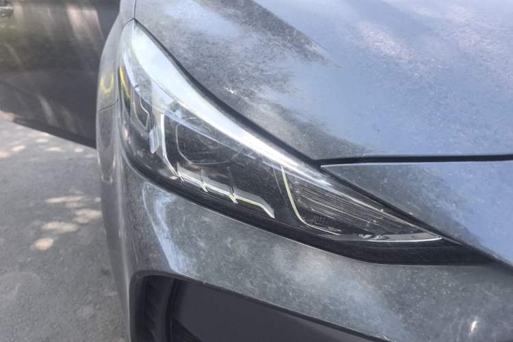 Used MG 5 2023 180 DVVT CVT Luxury Edition Right Front Headlight