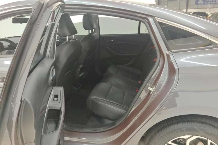 Used MG 5 2023 180 DVVT CVT Fashion Edition Right Rear Seat
