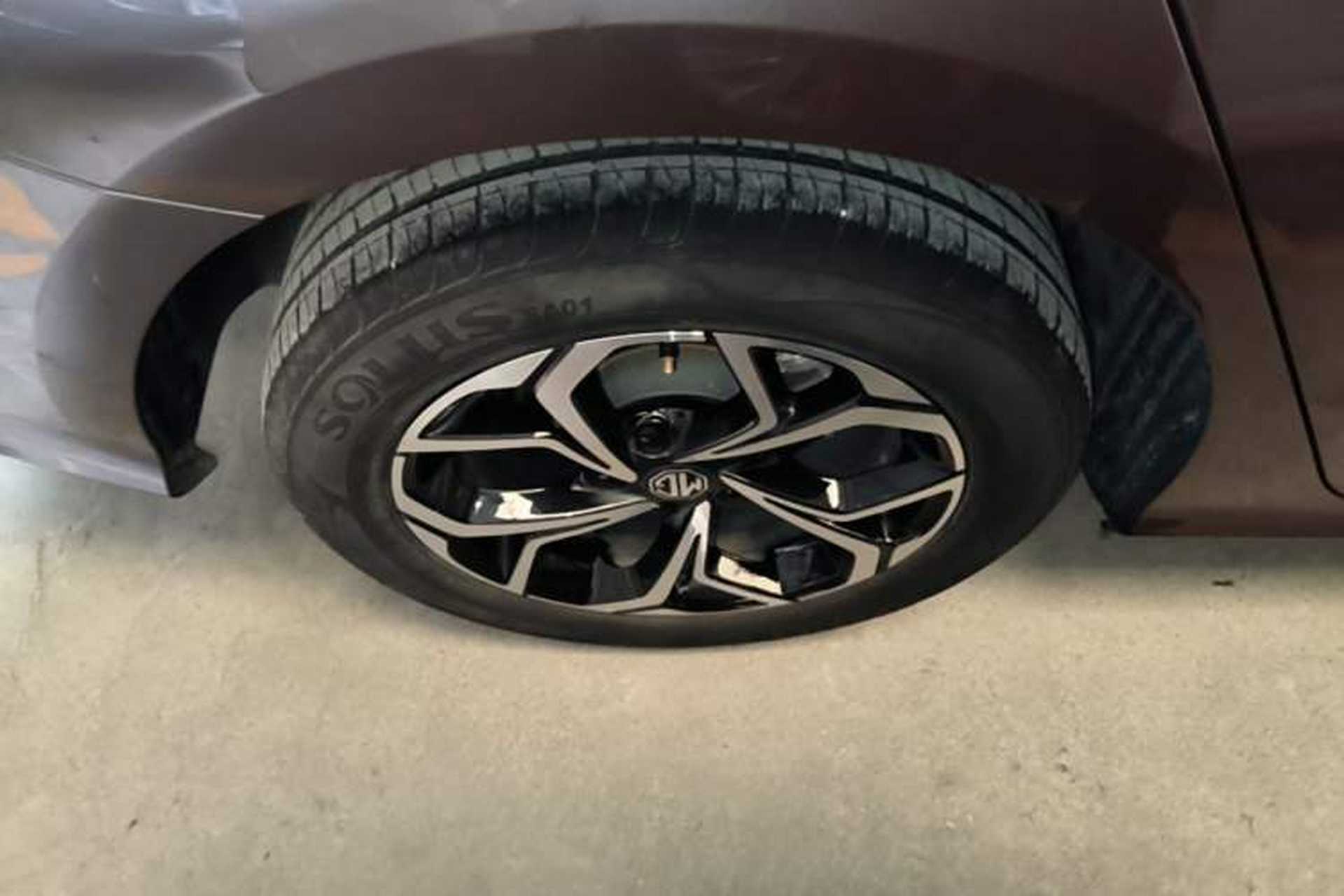 Used MG 5 2023 180 DVVT CVT Luxury Edition Right Rear Wheel Hub