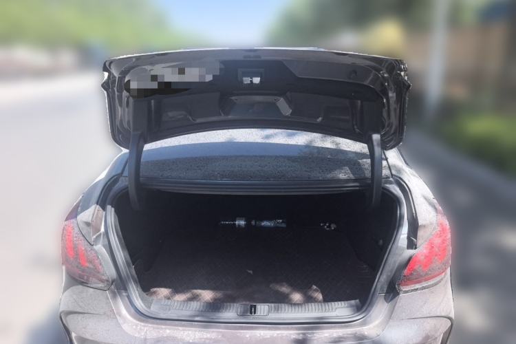 Used MG 5 2023 180 DVVT CVT Luxury Edition Trunk