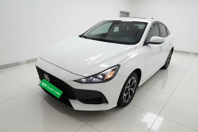 MG 5 2023 180 DVVT CVT Luxury Edition usado