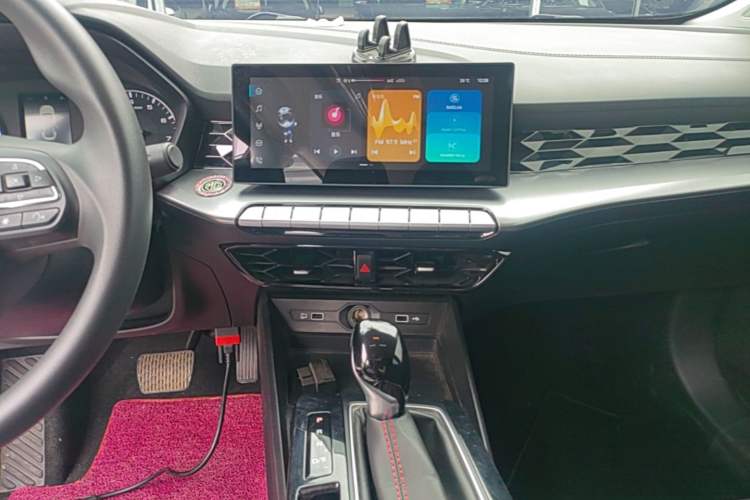 Used MG 5 2023 180 DVVT CVT Fashion Edition Audio And AC Panel