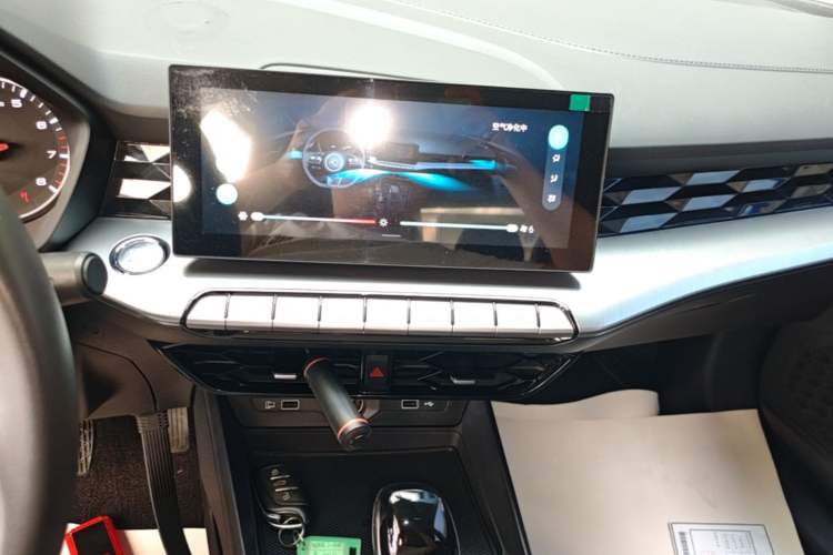 Used MG 5 2023 180 DVVT CVT Fashion Edition Audio And AC Panel