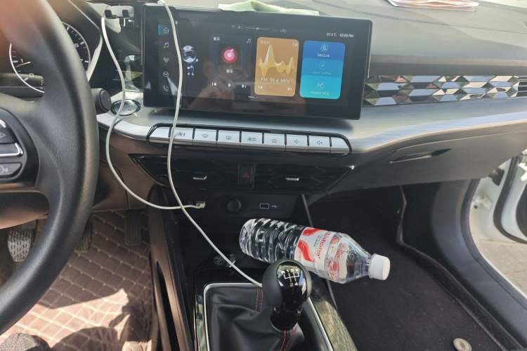 Used MG 5 2023 180 DVVT Manual Fashion Edition Audio And AC Panel