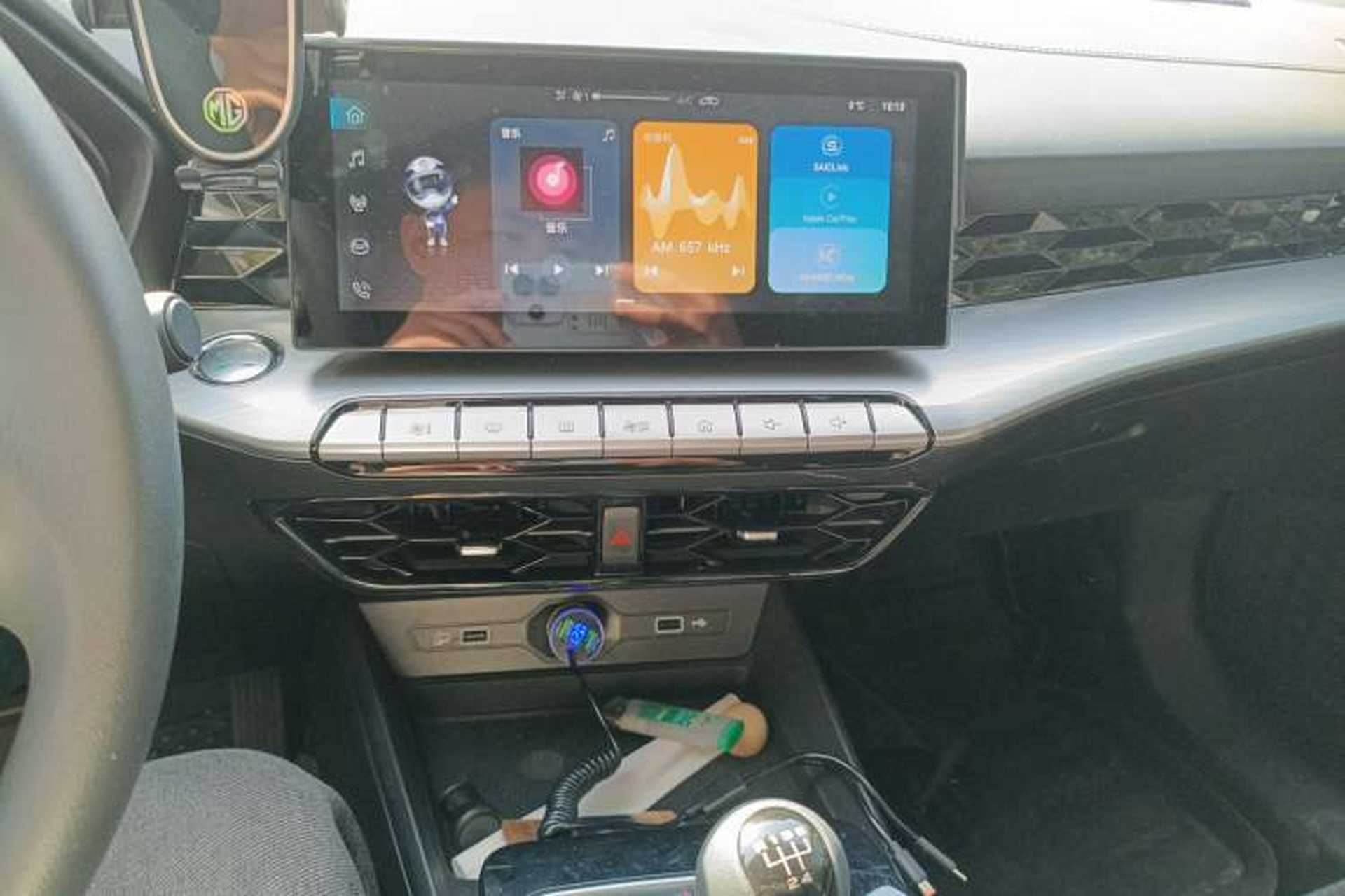 Used MG 5 2023 180 DVVT Manual Fashion Edition Audio And AC Panel