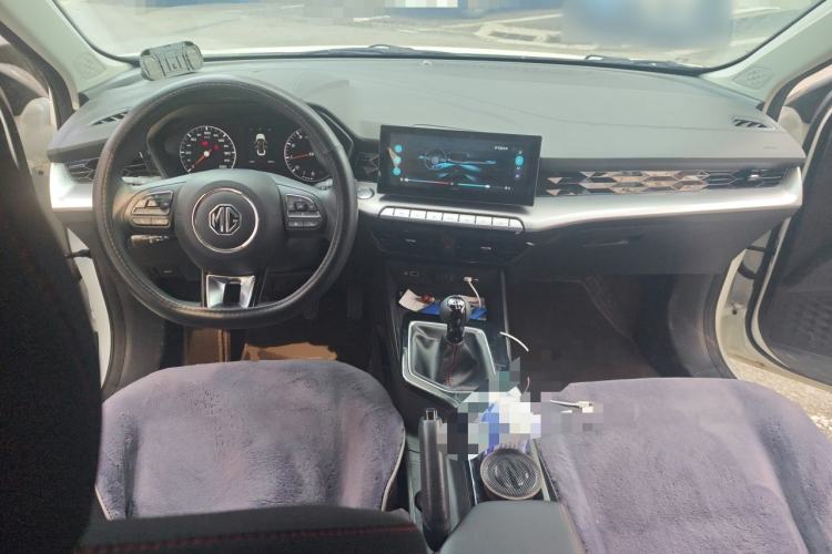 Used MG 5 2023 180 DVVT Manual Fashion Edition Center Console
