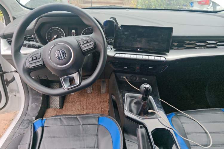 Used MG 5 2023 180 DVVT Manual Fashion Edition Center Console