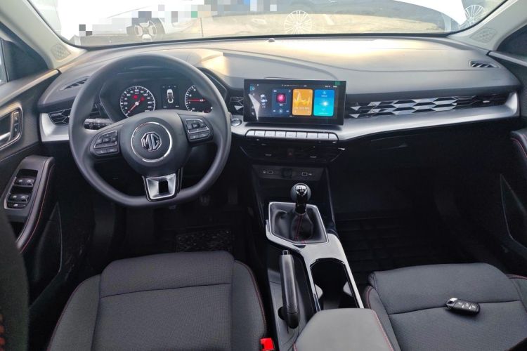 Used MG 5 2023 180 DVVT Manual Fashion Edition Center Console
