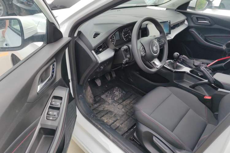 Used MG 5 2023 180 DVVT Manual Fashion Edition Driver Seat