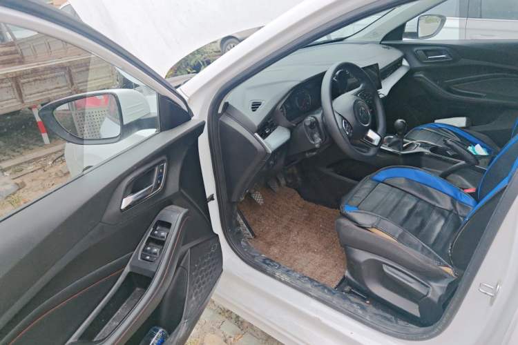 Used MG 5 2023 180 DVVT Manual Fashion Edition Driver Seat